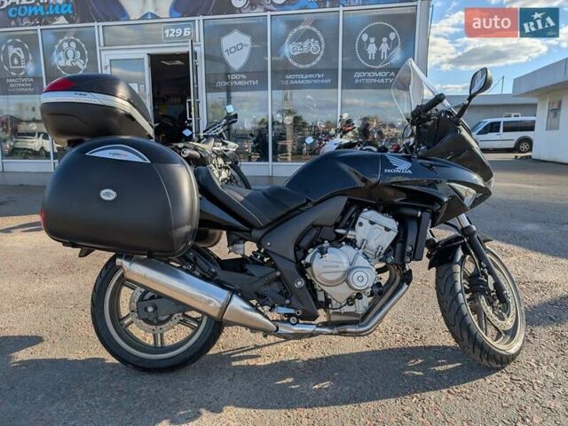 Черный Хонда CBF 600, объемом двигателя 0.6 л и пробегом 37 тыс. км за 5799 $, фото 4 на Automoto.ua