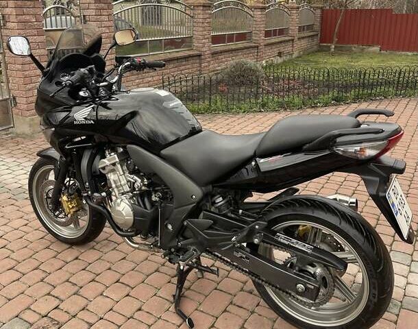Черный Хонда CBF 600, объемом двигателя 0.6 л и пробегом 57 тыс. км за 5400 $, фото 3 на Automoto.ua