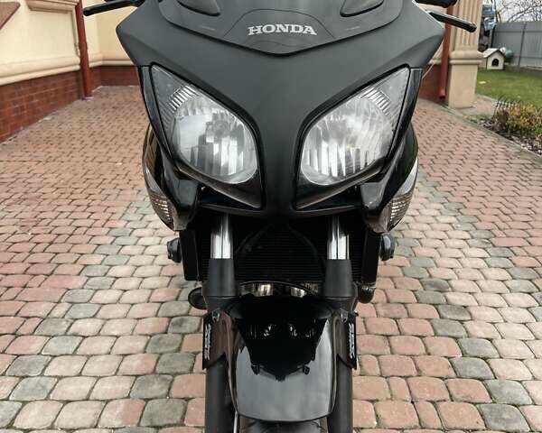 Черный Хонда CBF 600, объемом двигателя 0.6 л и пробегом 57 тыс. км за 5400 $, фото 8 на Automoto.ua