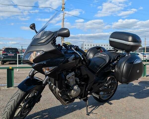Черный Хонда CBF 600, объемом двигателя 0.6 л и пробегом 37 тыс. км за 5799 $, фото 1 на Automoto.ua