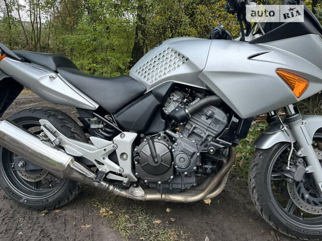 Хонда CBF 600, объемом двигателя 0.6 л и пробегом 35 тыс. км за 4150 $, фото 4 на Automoto.ua