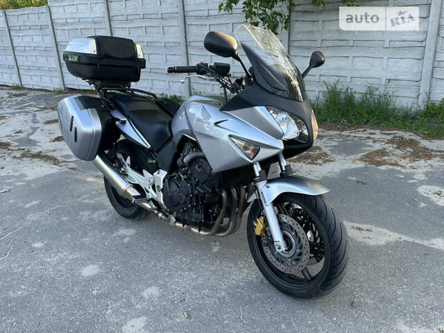 Хонда CBF 600, объемом двигателя 0.6 л и пробегом 30 тыс. км за 4250 $, фото 1 на Automoto.ua