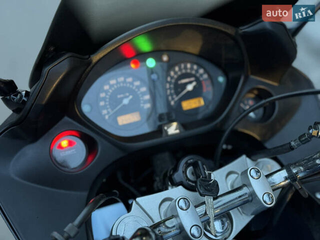 Хонда CBF 600, объемом двигателя 0.6 л и пробегом 24 тыс. км за 4100 $, фото 14 на Automoto.ua