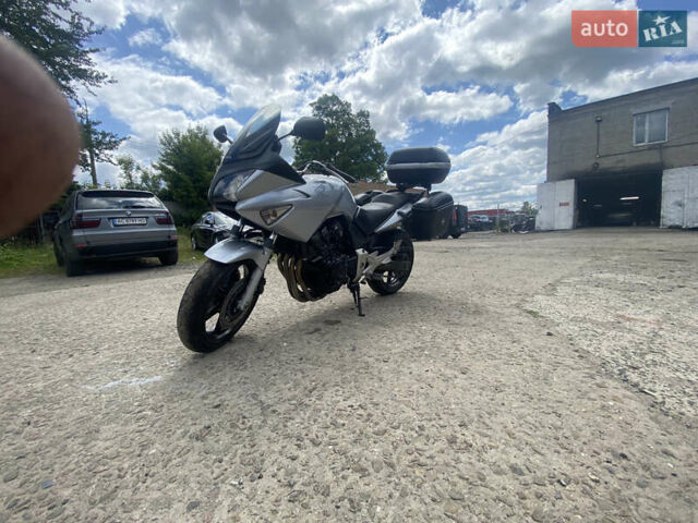 Хонда CBF 600, объемом двигателя 0.6 л и пробегом 43 тыс. км за 4500 $, фото 24 на Automoto.ua
