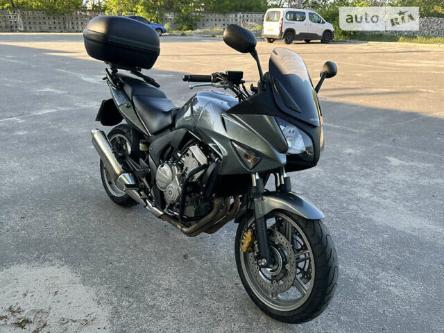 Хонда CBF 600, об'ємом двигуна 0.6 л та пробігом 36 тис. км за 5150 $, фото 1 на Automoto.ua