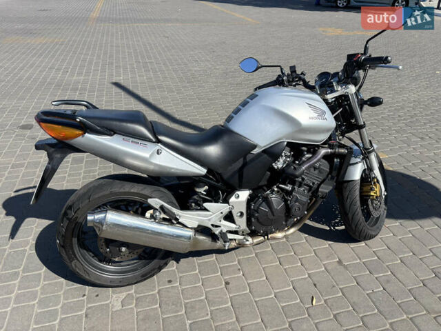 Серый Хонда CBF 600, объемом двигателя 0.6 л и пробегом 40 тыс. км за 4400 $, фото 6 на Automoto.ua