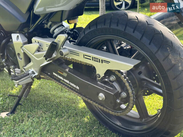 Серый Хонда CBF 600, объемом двигателя 0.6 л и пробегом 37 тыс. км за 4700 $, фото 3 на Automoto.ua
