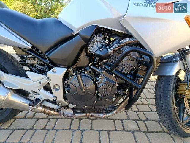 Серый Хонда CBF 600, объемом двигателя 0.6 л и пробегом 51 тыс. км за 4474 $, фото 4 на Automoto.ua