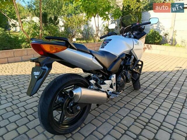 Серый Хонда CBF 600, объемом двигателя 0.6 л и пробегом 51 тыс. км за 4474 $, фото 9 на Automoto.ua