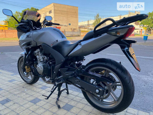 Сірий Хонда CBF 600, об'ємом двигуна 0.6 л та пробігом 33 тис. км за 5650 $, фото 34 на Automoto.ua