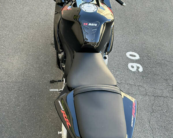 Черный Хонда CBR 1000RR, объемом двигателя 1 л и пробегом 32 тыс. км за 8100 $, фото 14 на Automoto.ua