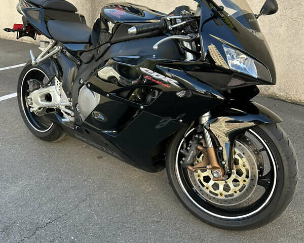 Черный Хонда CBR 1000RR, объемом двигателя 1 л и пробегом 32 тыс. км за 8100 $, фото 6 на Automoto.ua
