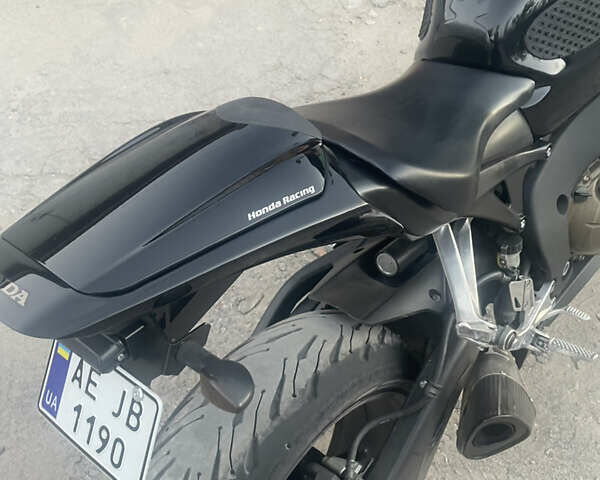 Черный Хонда CBR 1000RR, объемом двигателя 1 л и пробегом 44 тыс. км за 8199 $, фото 1 на Automoto.ua