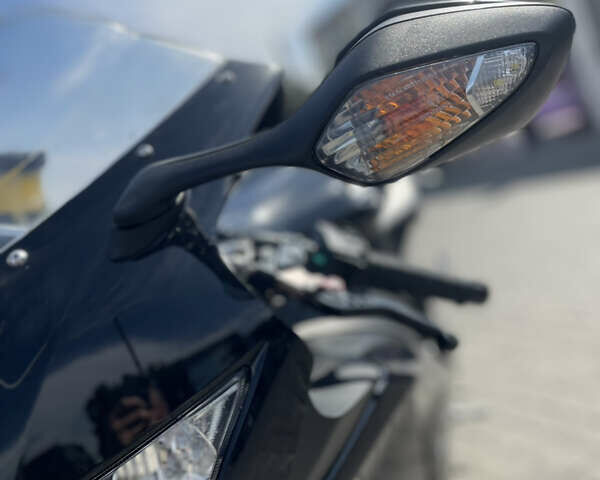 Черный Хонда CBR 1000RR, объемом двигателя 1 л и пробегом 44 тыс. км за 8199 $, фото 21 на Automoto.ua
