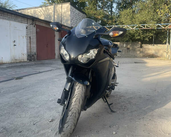 Черный Хонда CBR 1000RR, объемом двигателя 1 л и пробегом 44 тыс. км за 8199 $, фото 11 на Automoto.ua