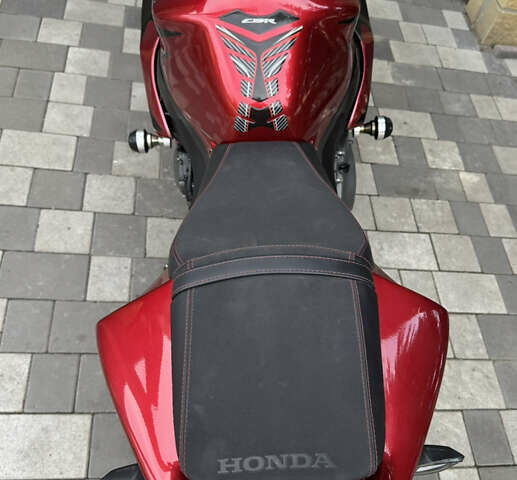 Червоний Хонда CBR 1000RR, об'ємом двигуна 1 л та пробігом 44 тис. км за 7500 $, фото 8 на Automoto.ua