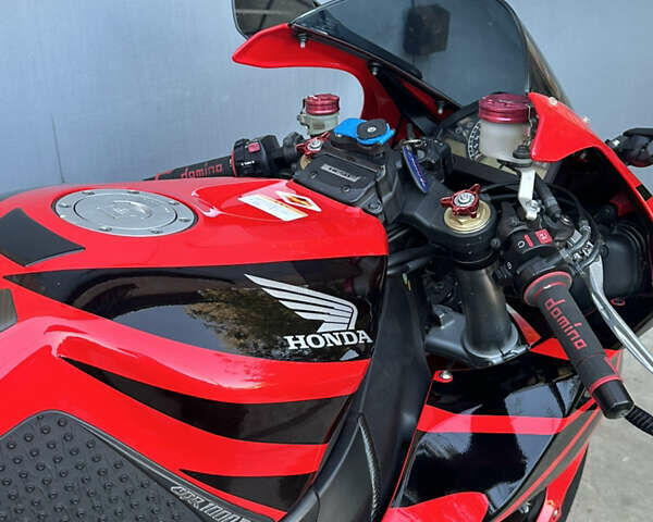 Хонда CBR 1000RR, объемом двигателя 1 л и пробегом 25 тыс. км за 8500 $, фото 8 на Automoto.ua