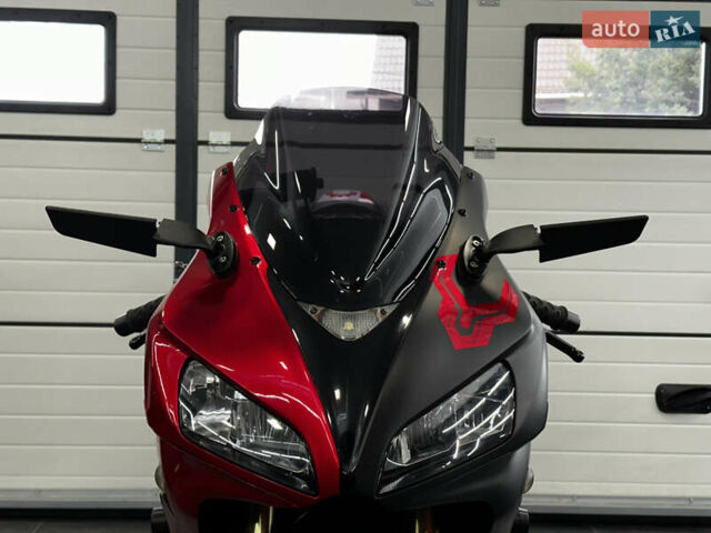 Хонда CBR 1000RR, объемом двигателя 1 л и пробегом 27 тыс. км за 8799 $, фото 6 на Automoto.ua