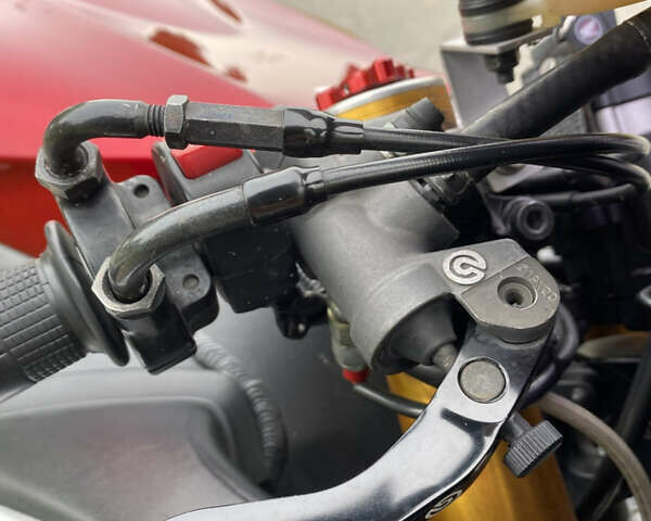 Хонда CBR 1000RR, объемом двигателя 1 л и пробегом 55 тыс. км за 8900 $, фото 23 на Automoto.ua