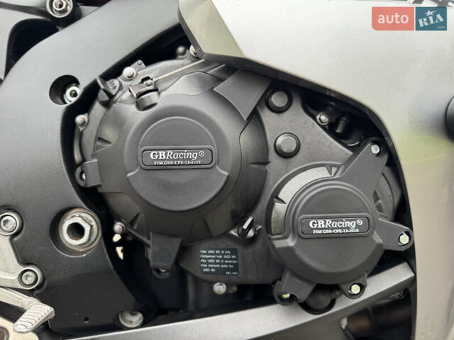 Хонда CBR 1000RR, объемом двигателя 1 л и пробегом 55 тыс. км за 8900 $, фото 9 на Automoto.ua