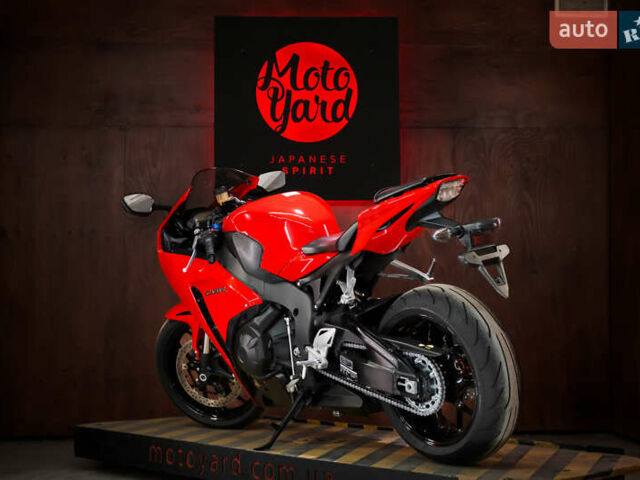 Хонда CBR 1000RR, объемом двигателя 1 л и пробегом 3 тыс. км за 12000 $, фото 1 на Automoto.ua