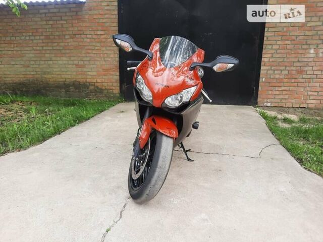 Сірий Хонда CBR 1000RR, об'ємом двигуна 0 л та пробігом 32 тис. км за 8800 $, фото 3 на Automoto.ua