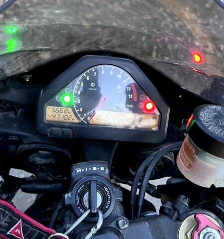 Оранжевый Хонда CBR 1000RR, объемом двигателя 1 л и пробегом 47 тыс. км за 7500 $, фото 5 на Automoto.ua