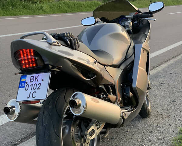 Сірий Хонда CBR 1100XX, об'ємом двигуна 1.1 л та пробігом 40 тис. км за 6800 $, фото 6 на Automoto.ua