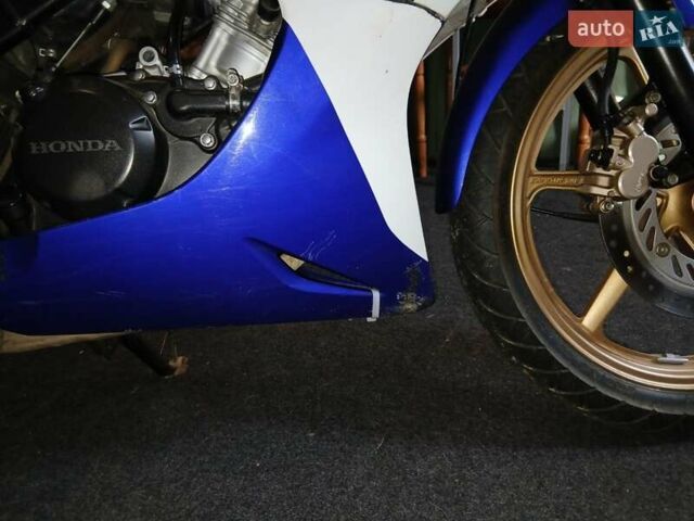 Хонда CBR 125R, объемом двигателя 0 л и пробегом 43 тыс. км за 900 $, фото 3 на Automoto.ua
