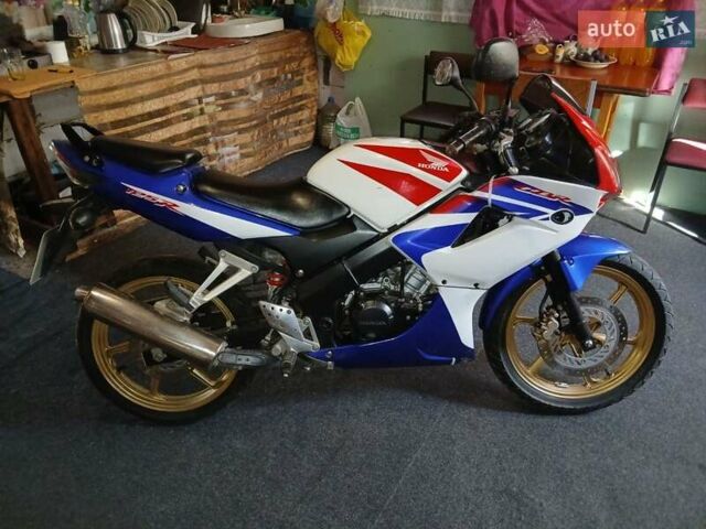 Хонда CBR 125R, объемом двигателя 0 л и пробегом 43 тыс. км за 900 $, фото 8 на Automoto.ua