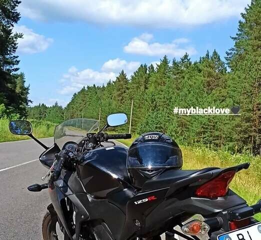 Хонда CBR 125R, об'ємом двигуна 0 л та пробігом 9 тис. км за 2700 $, фото 1 на Automoto.ua