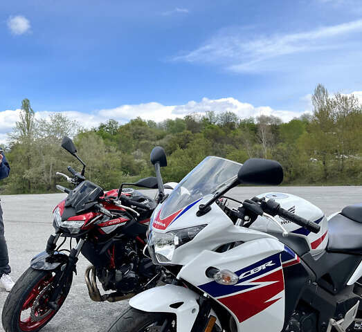 Хонда CBR 125R, об'ємом двигуна 0 л та пробігом 6 тис. км за 2300 $, фото 3 на Automoto.ua