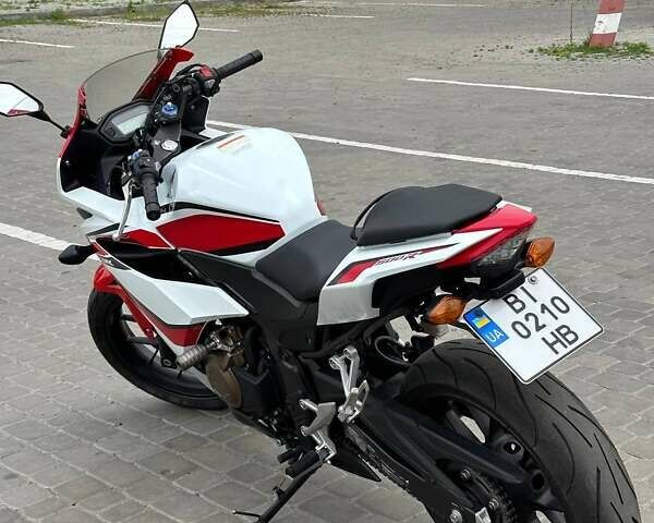 Червоний Хонда CBR 500R, об'ємом двигуна 0 л та пробігом 11 тис. км за 5799 $, фото 8 на Automoto.ua