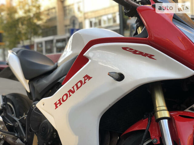 Белый Хонда CBR 600F, объемом двигателя 0.6 л и пробегом 16 тыс. км за 3200 $, фото 4 на Automoto.ua