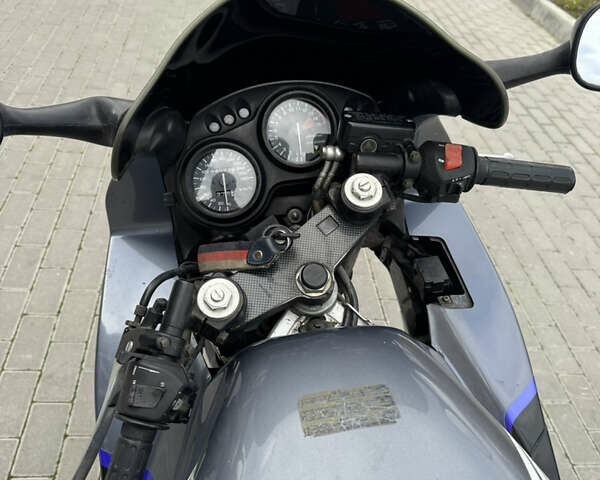 Черный Хонда CBR 600F, объемом двигателя 0.6 л и пробегом 94 тыс. км за 2200 $, фото 5 на Automoto.ua