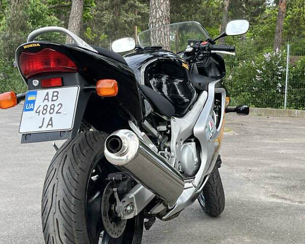 Черный Хонда CBR 600F, объемом двигателя 0.6 л и пробегом 20 тыс. км за 4500 $, фото 18 на Automoto.ua