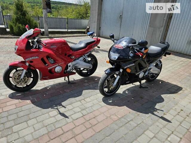 Черный Хонда CBR 600F, объемом двигателя 0 л и пробегом 27 тыс. км за 3000 $, фото 6 на Automoto.ua