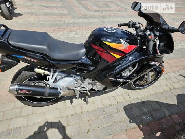 Чорний Хонда CBR 600F, об'ємом двигуна 0 л та пробігом 27 тис. км за 3000 $, фото 3 на Automoto.ua