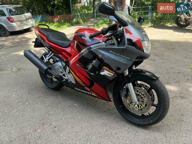 Черный Хонда CBR 600F, объемом двигателя 0.6 л и пробегом 30 тыс. км за 3200 $, фото 2 на Automoto.ua