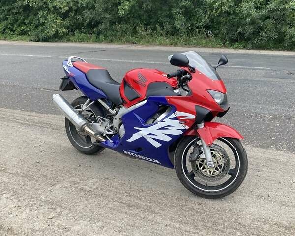 Красный Хонда CBR 600F, объемом двигателя 0.6 л и пробегом 55 тыс. км за 3500 $, фото 10 на Automoto.ua