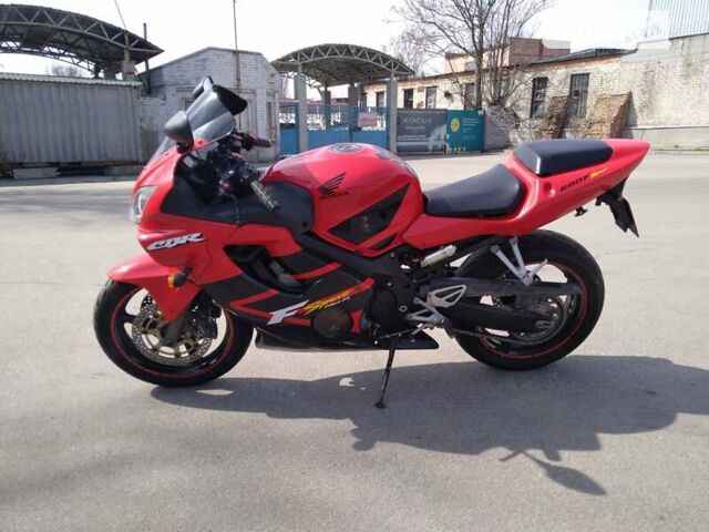 Красный Хонда CBR 600F, объемом двигателя 0.6 л и пробегом 36 тыс. км за 4400 $, фото 3 на Automoto.ua