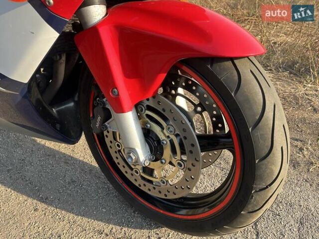 Красный Хонда CBR 600F, объемом двигателя 0.6 л и пробегом 46 тыс. км за 4700 $, фото 1 на Automoto.ua
