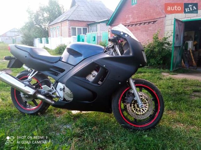 Хонда CBR 600F, объемом двигателя 0 л и пробегом 0 тыс. км за 2000 $, фото 1 на Automoto.ua