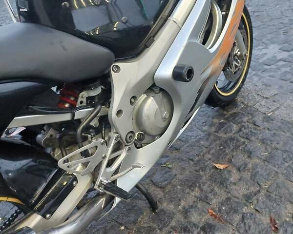 Хонда CBR 600F, объемом двигателя 0 л и пробегом 54 тыс. км за 3550 $, фото 7 на Automoto.ua