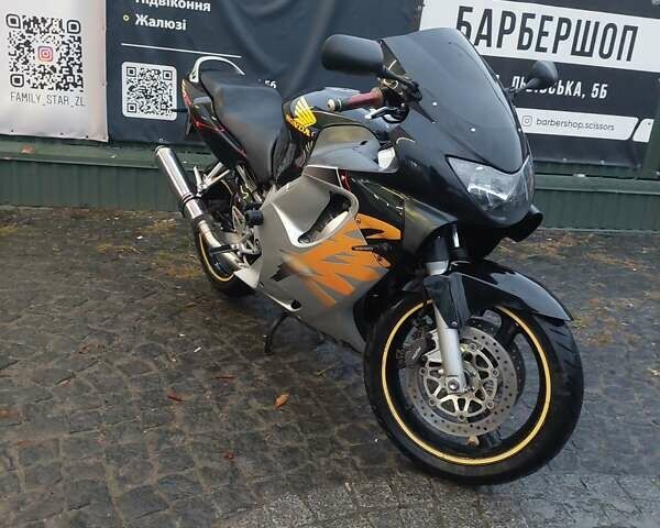 Хонда CBR 600F, объемом двигателя 0 л и пробегом 54 тыс. км за 3550 $, фото 1 на Automoto.ua