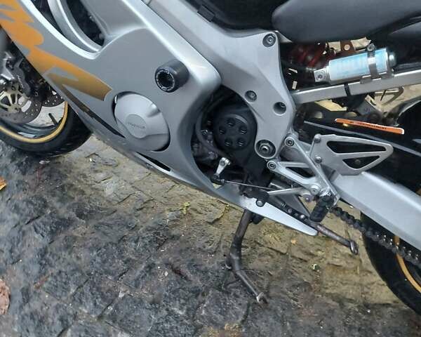 Хонда CBR 600F, объемом двигателя 0 л и пробегом 54 тыс. км за 3550 $, фото 2 на Automoto.ua