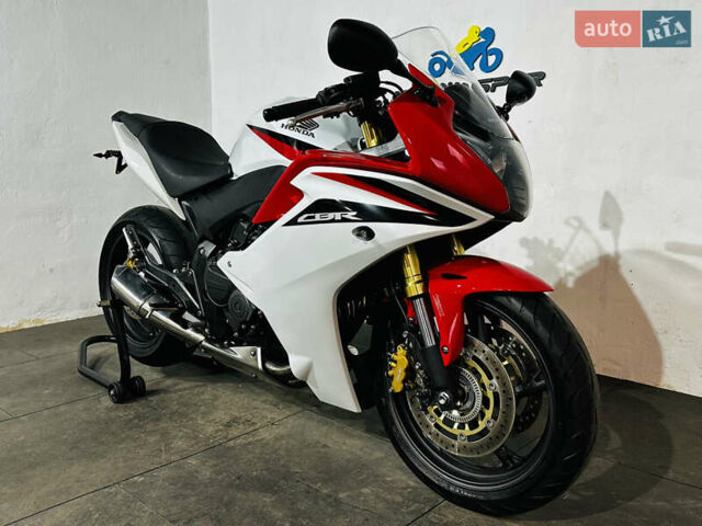 Хонда CBR 600F, об'ємом двигуна 0.6 л та пробігом 25 тис. км за 6750 $, фото 15 на Automoto.ua