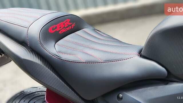 Хонда CBR 600F, объемом двигателя 0.6 л и пробегом 40 тыс. км за 7600 $, фото 3 на Automoto.ua