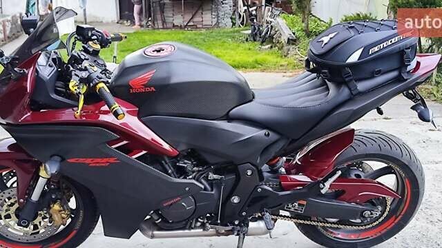 Хонда CBR 600F, объемом двигателя 0.6 л и пробегом 40 тыс. км за 7600 $, фото 7 на Automoto.ua