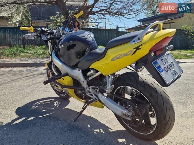 Желтый Хонда CBR 600F, объемом двигателя 0.6 л и пробегом 64 тыс. км за 3250 $, фото 6 на Automoto.ua